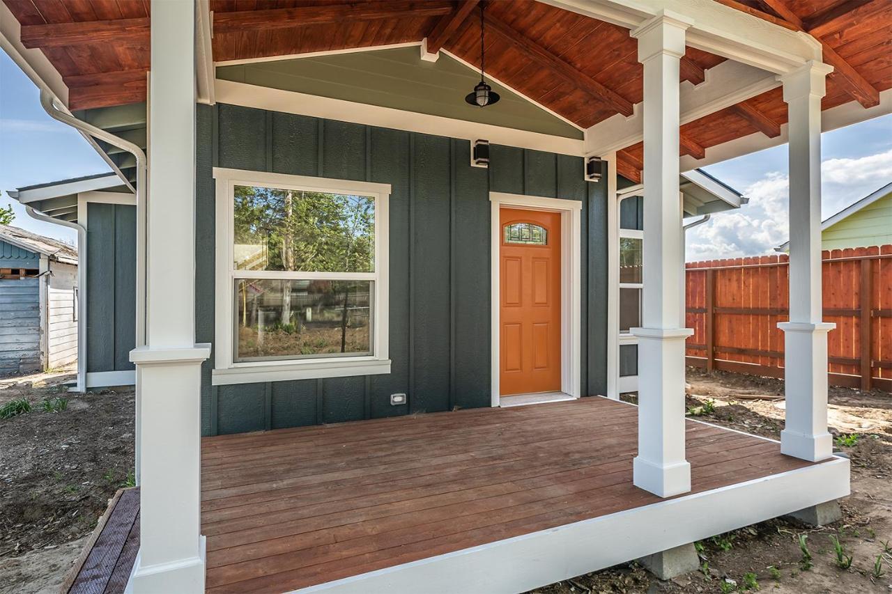 Comfortable Jacksonville House メドフォード エクステリア 写真