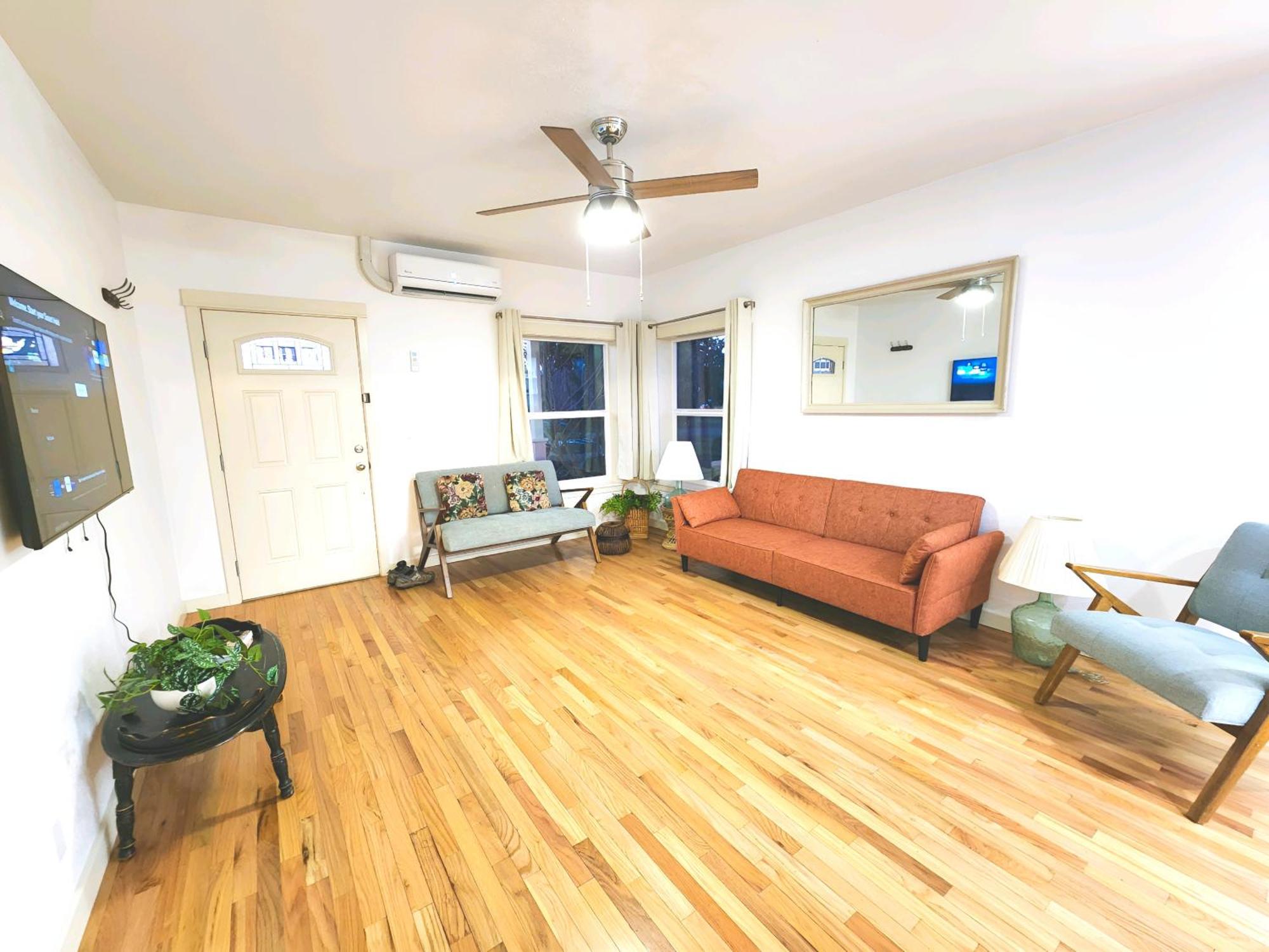 Comfortable Jacksonville House メドフォード エクステリア 写真