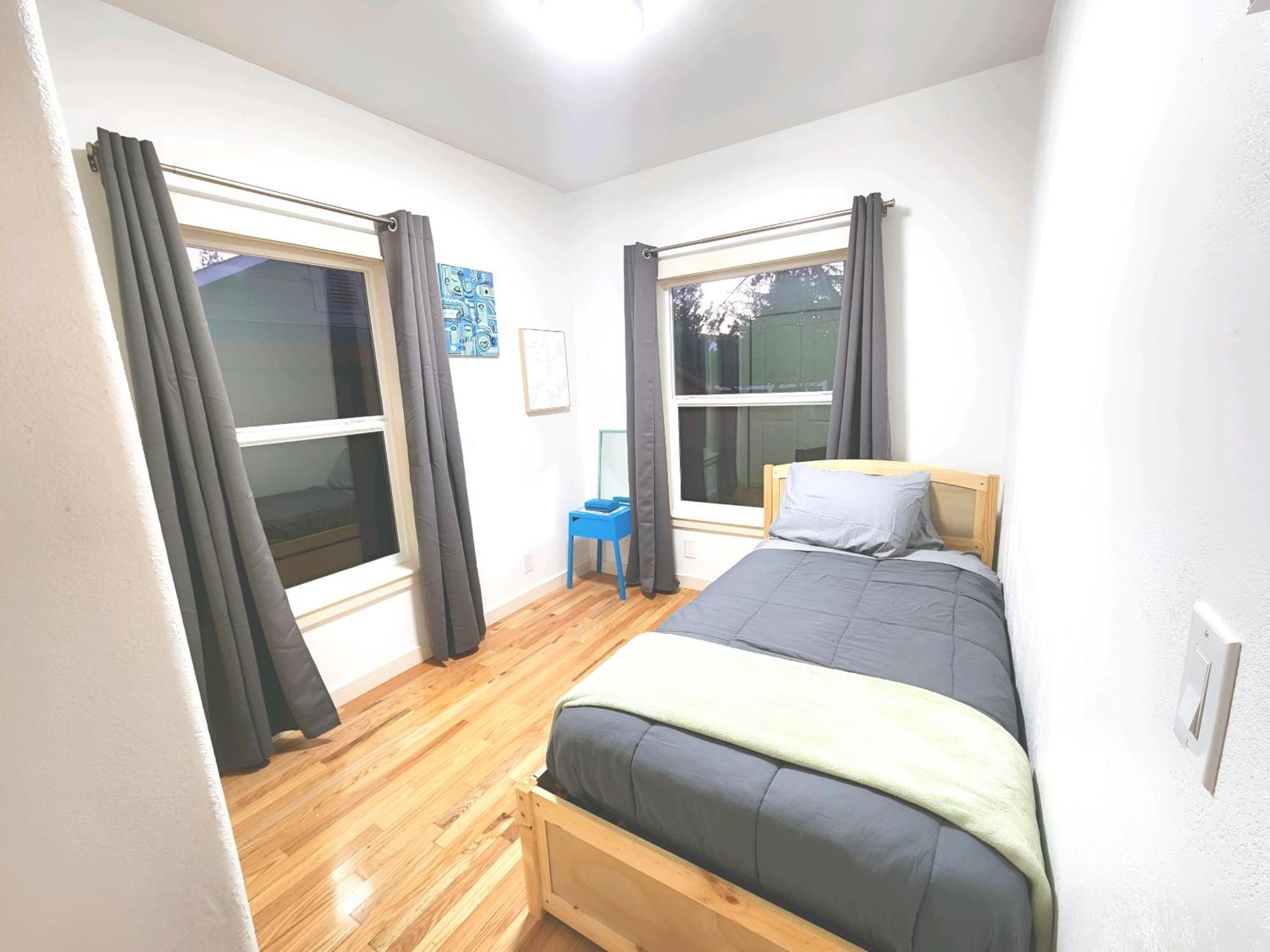 Comfortable Jacksonville House メドフォード エクステリア 写真