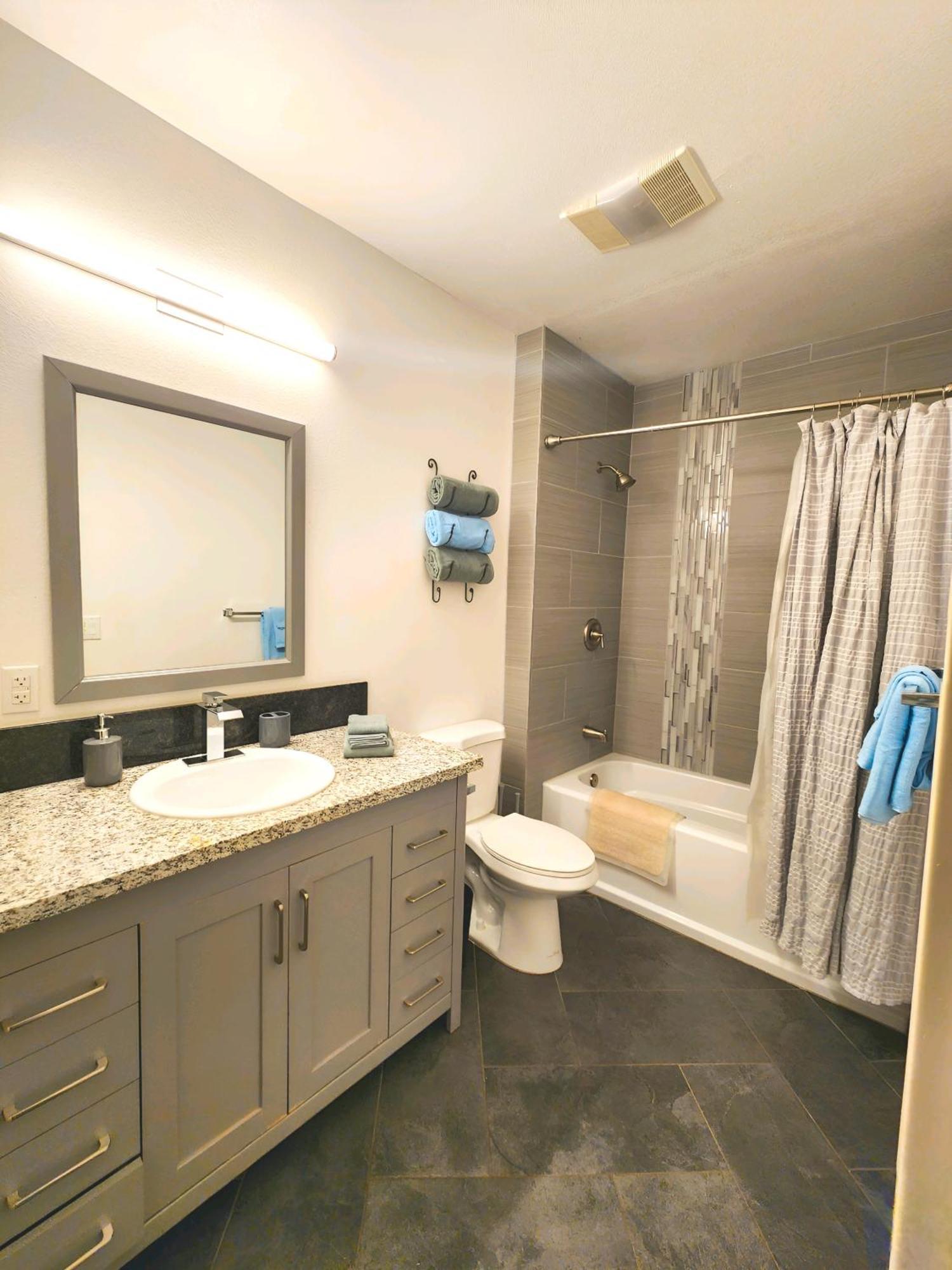 Comfortable Jacksonville House メドフォード エクステリア 写真